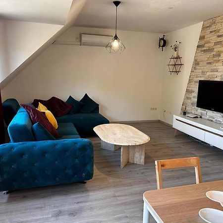 A&V Apartments Wunderschoene Rheinblick Wohnung Zum Entspannen Apt Ela دوسبرغ المظهر الخارجي الصورة