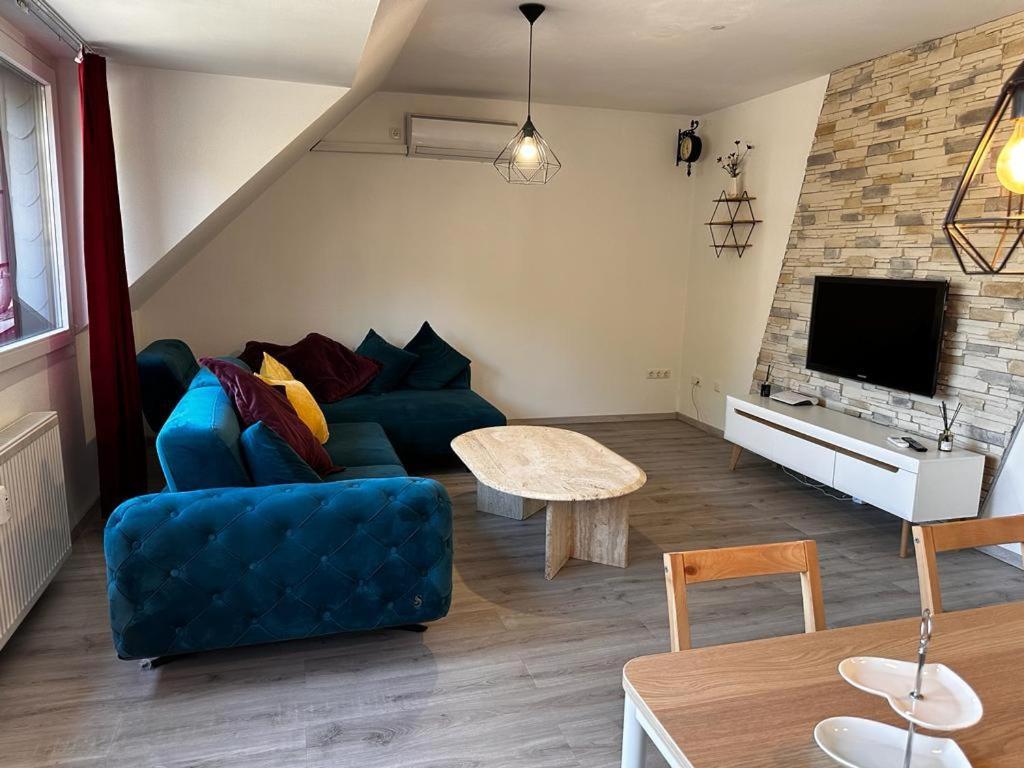 A&V Apartments Wunderschoene Rheinblick Wohnung Zum Entspannen Apt Ela دوسبرغ المظهر الخارجي الصورة