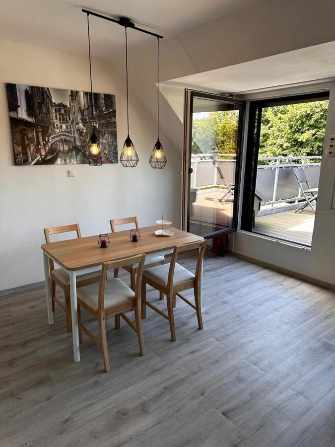A&V Apartments Wunderschoene Rheinblick Wohnung Zum Entspannen Apt Ela دوسبرغ المظهر الخارجي الصورة