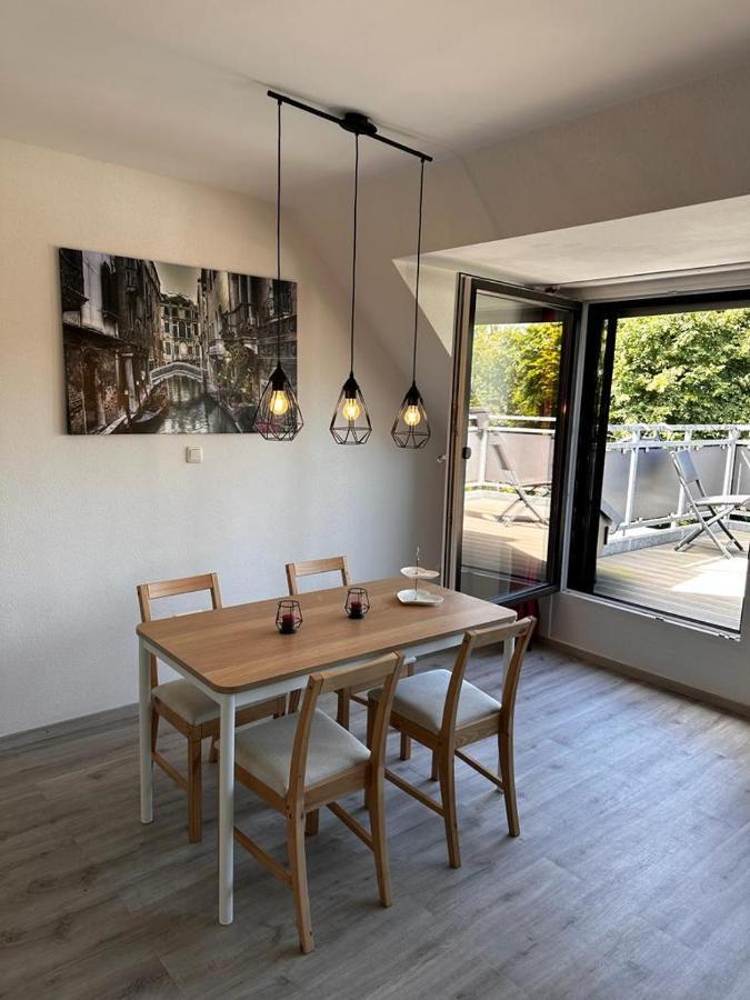A&V Apartments Wunderschoene Rheinblick Wohnung Zum Entspannen Apt Ela دوسبرغ المظهر الخارجي الصورة
